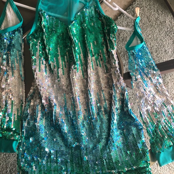 Dance dresses - Picture 4 of 8